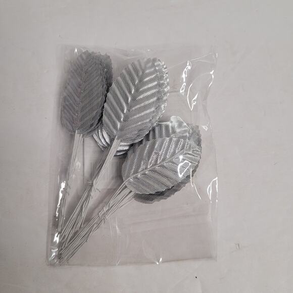 Silver Artificial Leaves in Packaging for Crafting - Picture 1 of 7